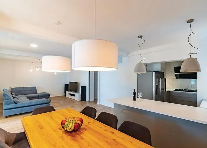 빌라 Estera By Guide *