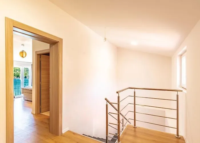 빌라 Estera By Guide