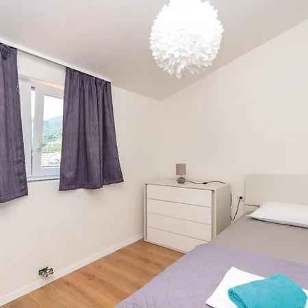 Estera By Guide Villa *