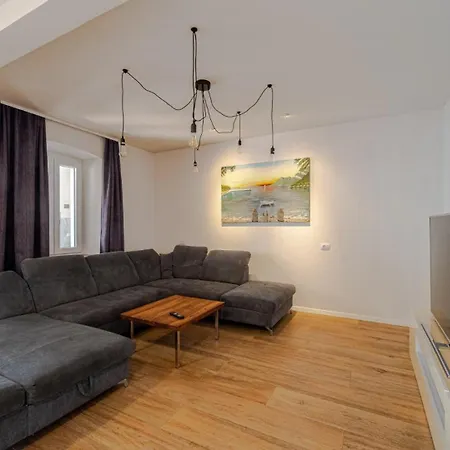 Vila Estera By Guide Ston