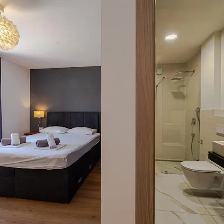 Estera By Guide Villa