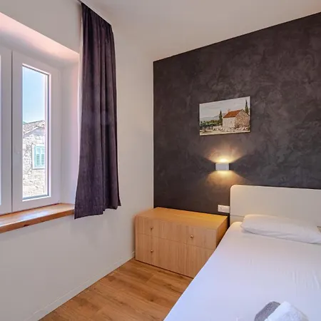 Estera By Guide Villa *